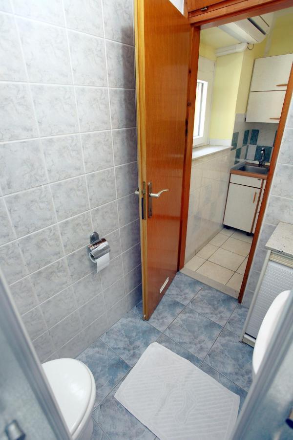 Dino Studio And Room Apartments Portorož Kültér fotó
