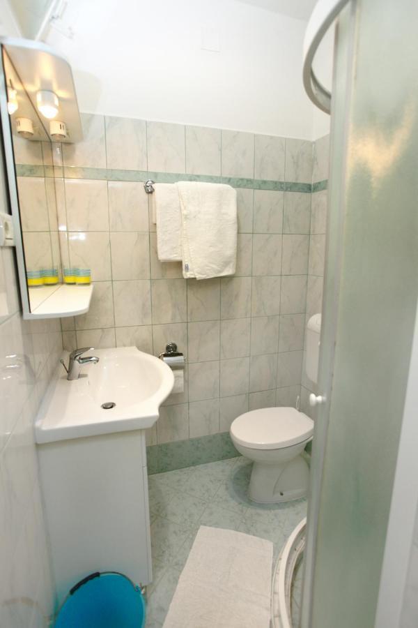 Dino Studio And Room Apartments Portorož Kültér fotó